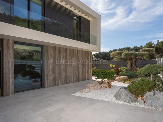 4 camera da letto Villa in vendita in Blanes con piscina garage - 3.995.000 € (Rif: 8142715)