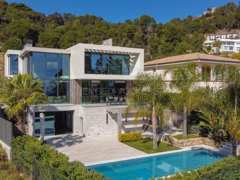 4 soverom Villa til salgs i Blanes med svømmebasseng garasje - € 3 995 000 (Ref: 8142715)