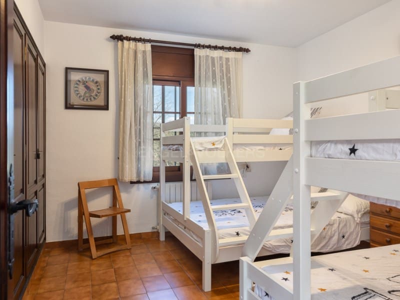 3 bedroom Villa for sale in Santa Cristina d'Aro with pool garage - € 1,300,000 (Ref: 8177576)