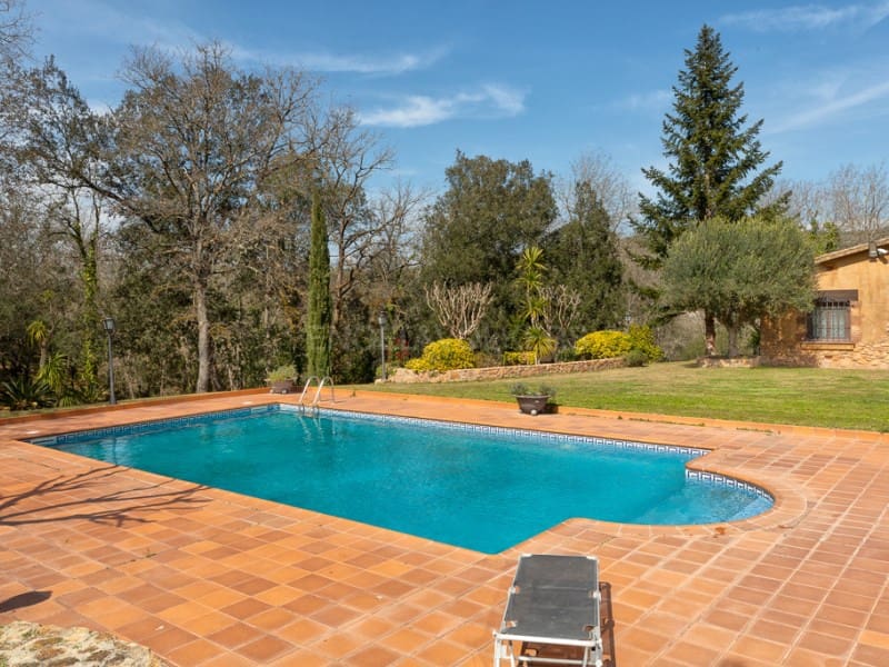3 bedroom Villa for sale in Santa Cristina d'Aro with pool garage - € 1,300,000 (Ref: 8177576)