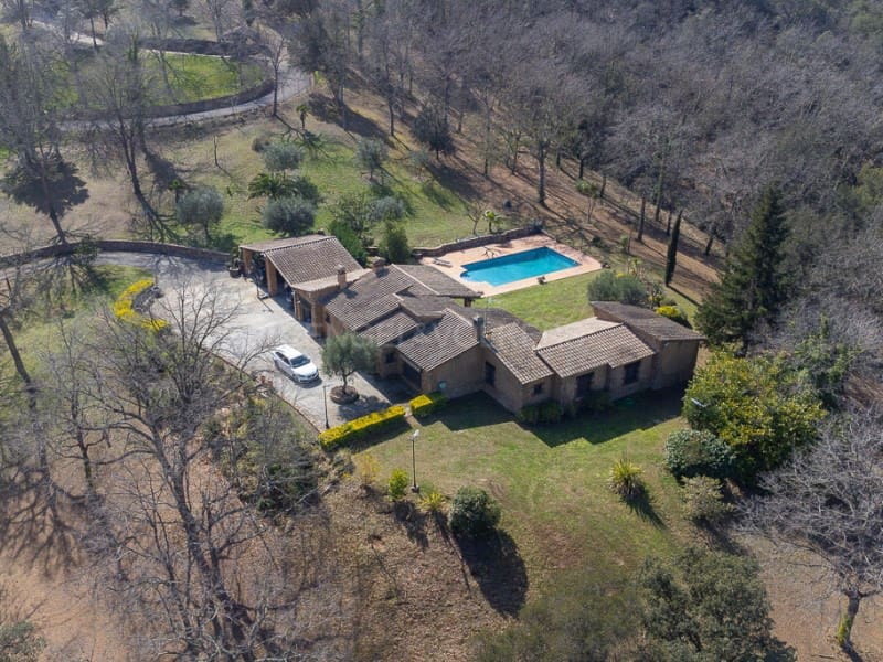 3 bedroom Villa for sale in Santa Cristina d'Aro with pool garage - € 1,300,000 (Ref: 8177576)