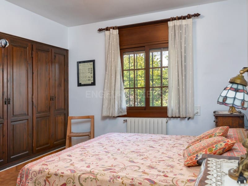 3 bedroom Villa for sale in Santa Cristina d'Aro with pool garage - € 1,300,000 (Ref: 8177576)