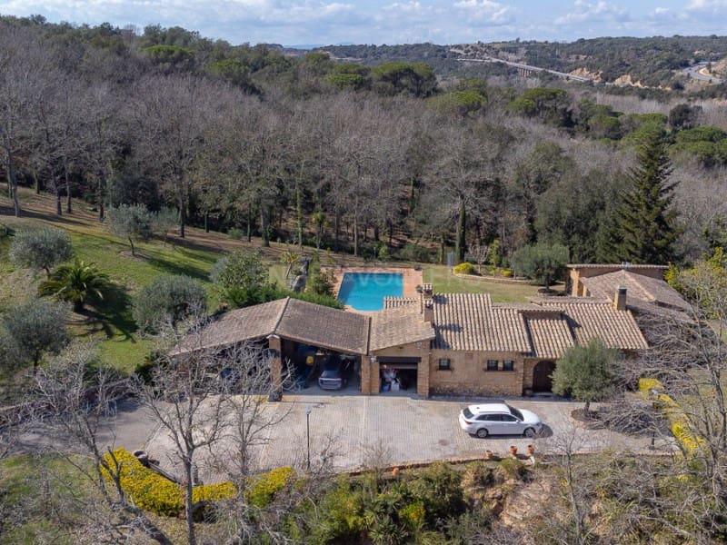 3 bedroom Villa for sale in Santa Cristina d'Aro with pool garage - € 1,300,000 (Ref: 8177576)