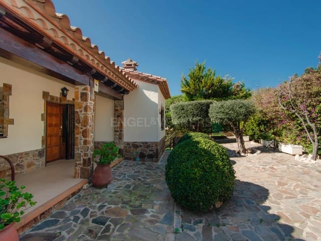 5 soveværelse Villa til salg i Calonge i Sant Antoni med swimmingpool - € 950.000 (Ref: 8187504)