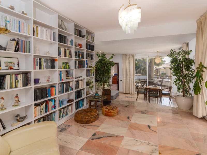 6 soveværelse Villa til salg i Lloret de Mar med swimmingpool - € 1.600.000 (Ref: 8226204)