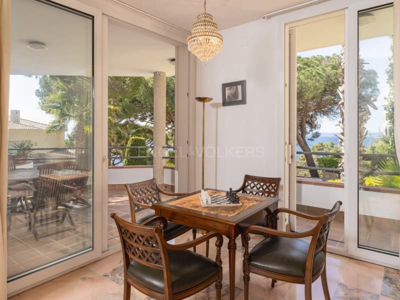 6 soveværelse Villa til salg i Lloret de Mar med swimmingpool - € 1.600.000 (Ref: 8226204)