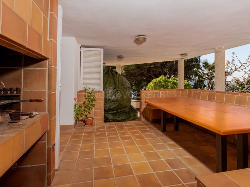 6 soveværelse Villa til salg i Lloret de Mar med swimmingpool - € 1.600.000 (Ref: 8226204)