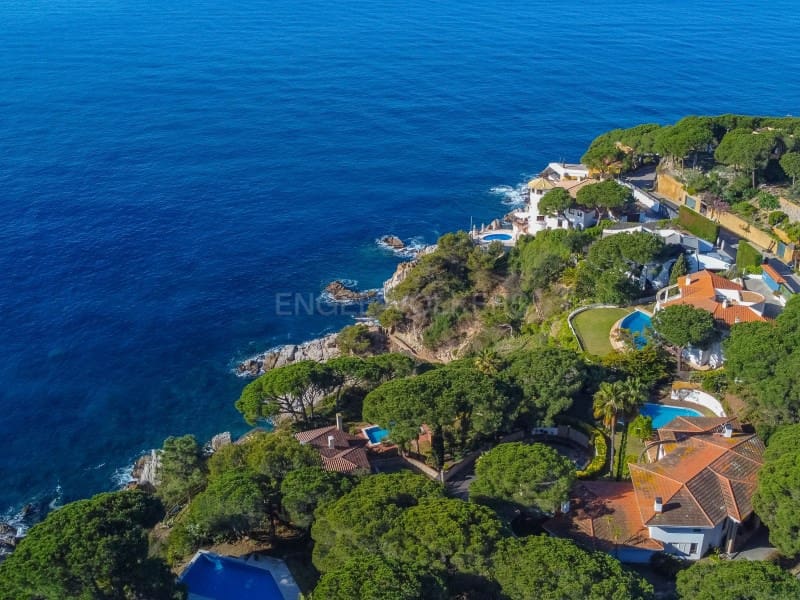 6 soveværelse Villa til salg i Lloret de Mar med swimmingpool - € 1.600.000 (Ref: 8226204)