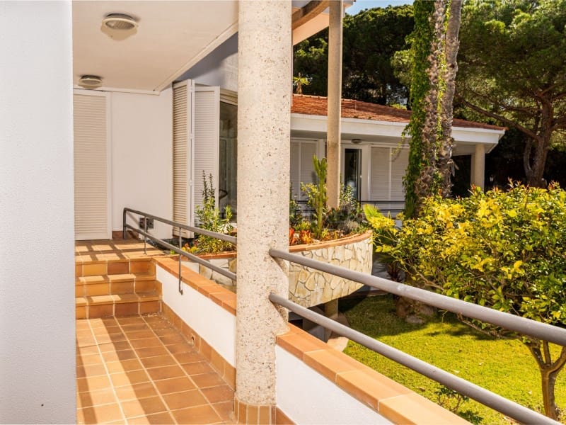 6 soveværelse Villa til salg i Lloret de Mar med swimmingpool - € 1.600.000 (Ref: 8226204)