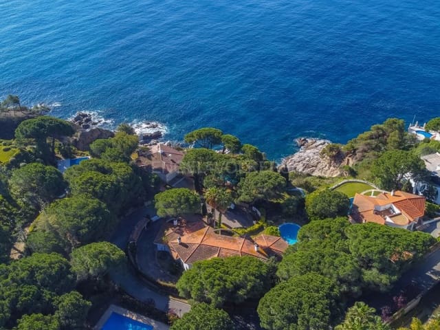6 quarto Moradia para venda em Canyelles, Lloret de Mar com piscina - 1 600 000 € (Ref: 8226204)