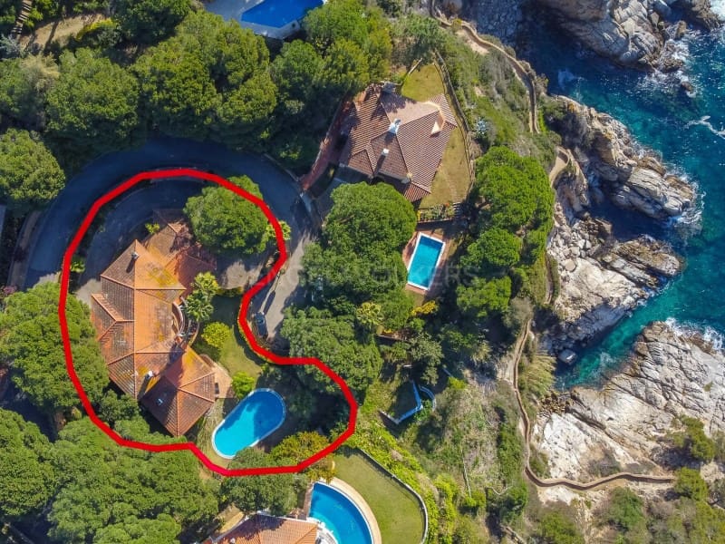 6 soveværelse Villa til salg i Lloret de Mar med swimmingpool - € 1.600.000 (Ref: 8226204)
