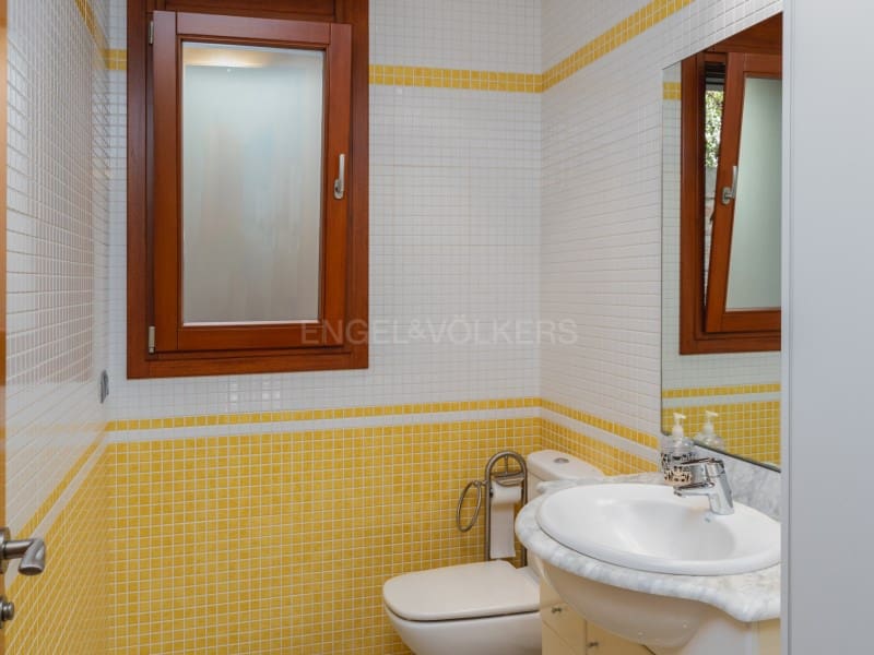 7 soverom Villa til salgs i Blanes med svømmebasseng garasje - € 850 000 (Ref: 8254124)