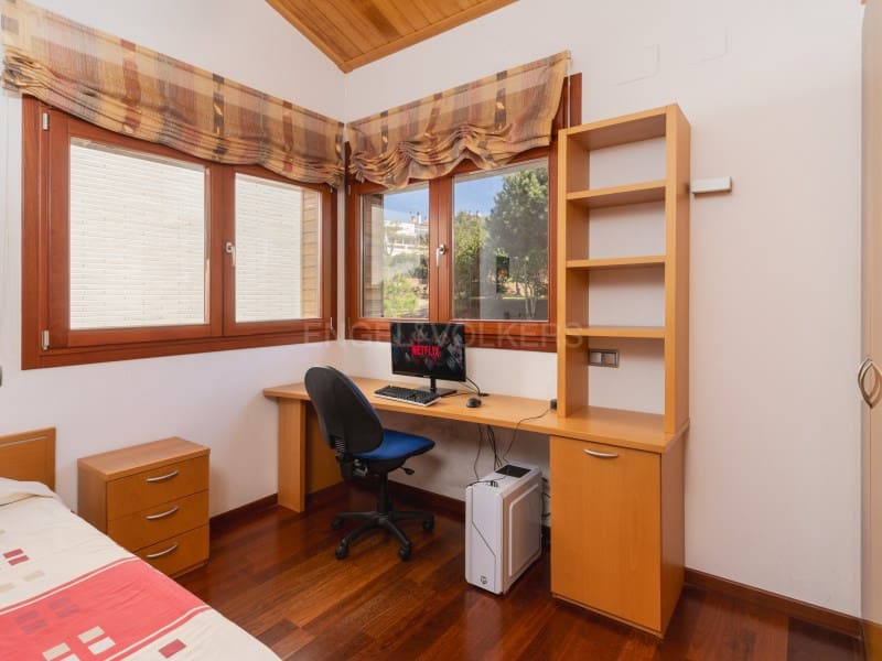 7 soverom Villa til salgs i Blanes med svømmebasseng garasje - € 850 000 (Ref: 8254124)