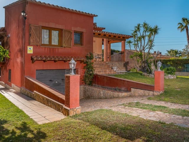 4 soveværelse Villa til salg i Calonge i Sant Antoni med swimmingpool garage - € 590.000 (Ref: 8287145)