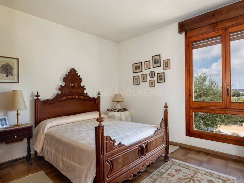 3 soverom Villa til salgs i Mont-ras med garasje - € 595 000 (Ref: 8319227)