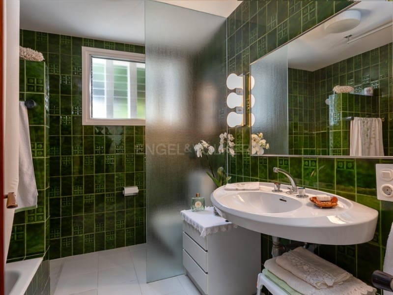 3 soverom Villa til salgs i Mont-ras med garasje - € 595 000 (Ref: 8319227)