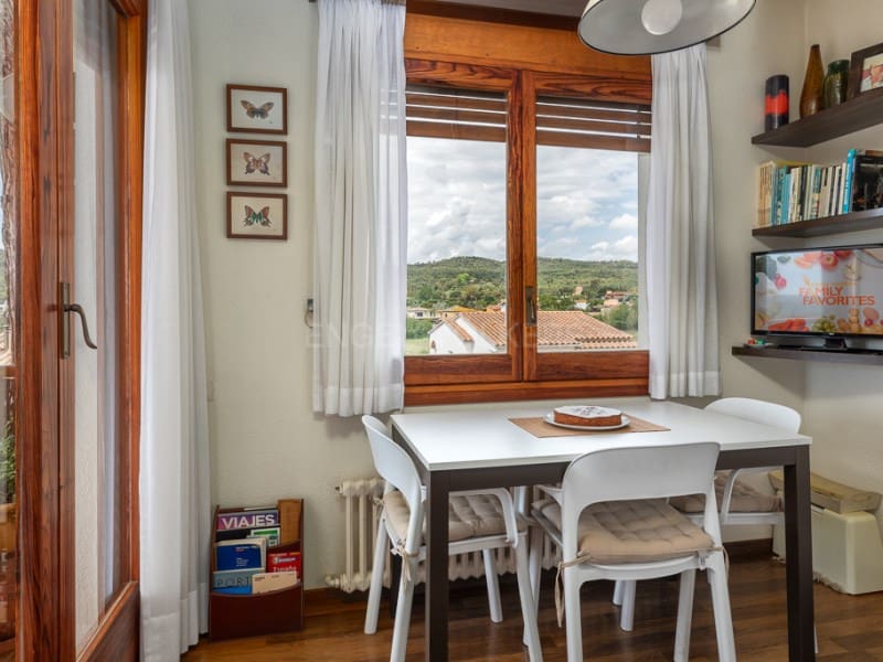 3 soverom Villa til salgs i Mont-ras med garasje - € 595 000 (Ref: 8319227)