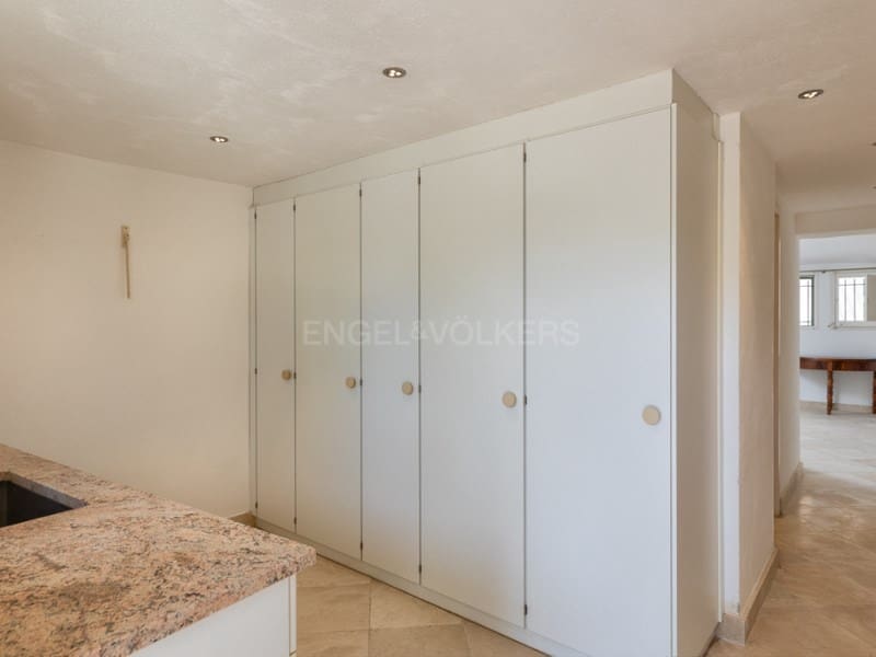 2 soveværelse Villa til salg i Viladamat med swimmingpool - € 750.000 (Ref: 8327716)