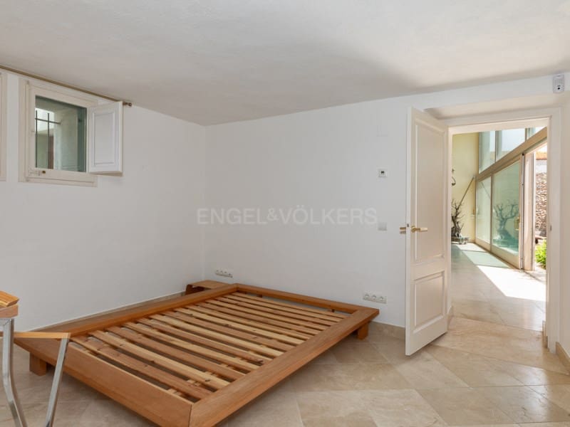 2 soveværelse Villa til salg i Viladamat med swimmingpool - € 750.000 (Ref: 8327716)