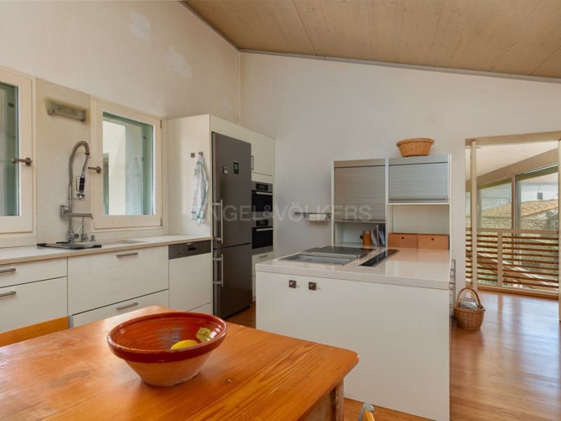 2 soveværelse Villa til salg i Viladamat med swimmingpool - € 750.000 (Ref: 8327716)