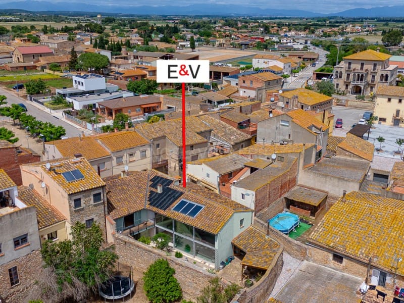 2 soveværelse Villa til salg i Viladamat med swimmingpool - € 750.000 (Ref: 8327716)