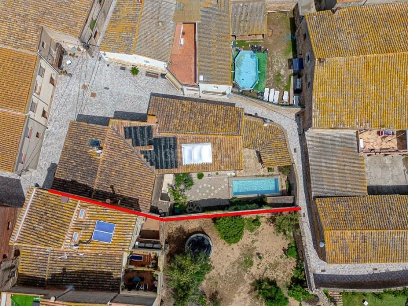 2 soveværelse Villa til salg i Viladamat med swimmingpool - € 750.000 (Ref: 8327716)