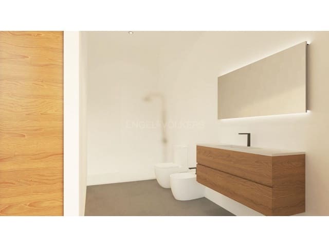 4 bedroom Villa for sale in Vidreres with garage - € 370,000 (Ref: 8331797)