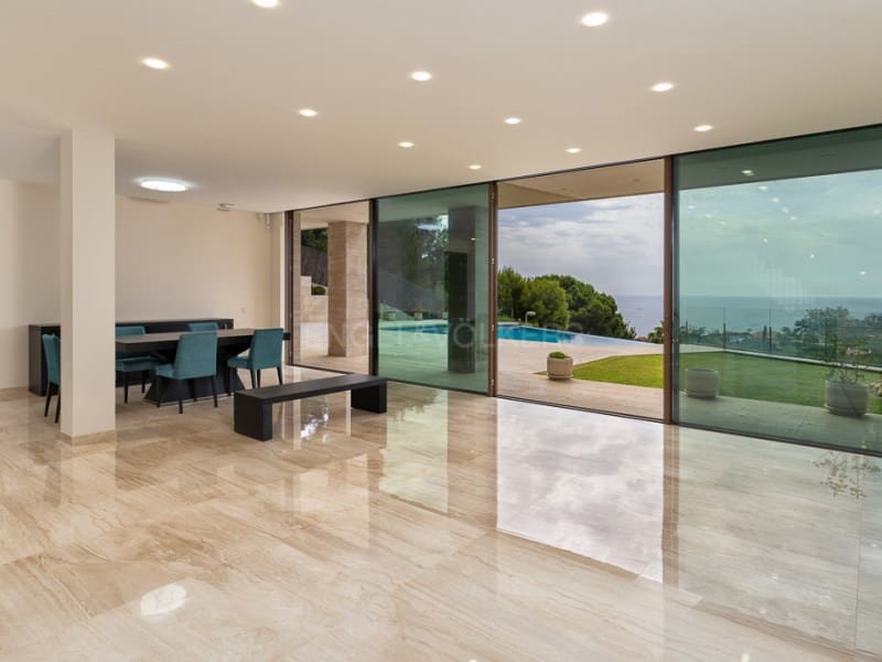 5 soverom Villa til salgs i Blanes med svømmebasseng garasje - € 3 100 000 (Ref: 8334202)