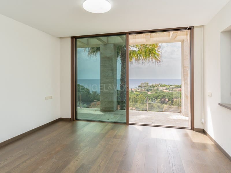 5 soverom Villa til salgs i Blanes med svømmebasseng garasje - € 3 100 000 (Ref: 8334202)