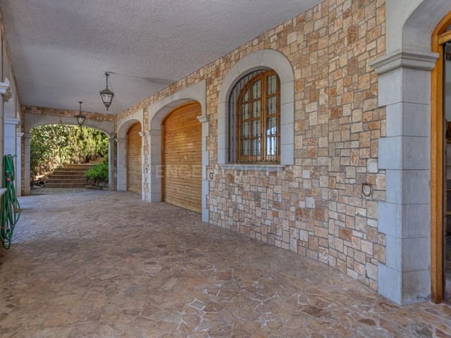 5 bedroom Villa for sale in Sant Feliu de Guíxols with pool garage - € 1,300,000 (Ref: 8352549)