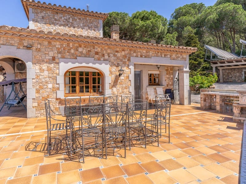 5 soverom Villa til salgs i Sant Feliu de Guixols med svømmebasseng garasje - € 1 300 000 (Ref: 8352549)