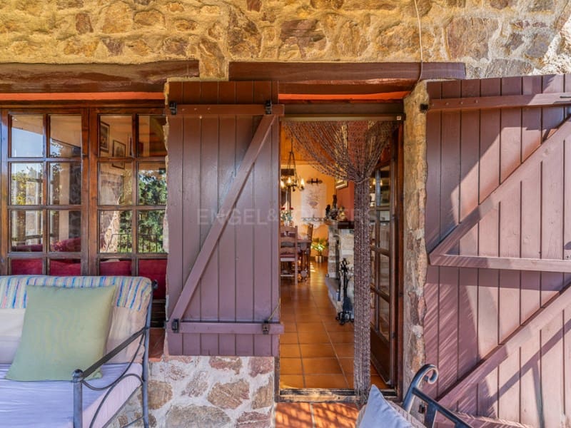 4 soveværelse Villa til salg i Arbucies med garage - € 460.000 (Ref: 8377772)