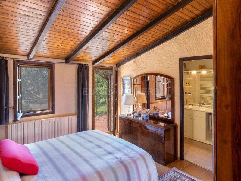 4 soveværelse Villa til salg i Arbucies med garage - € 460.000 (Ref: 8377772)