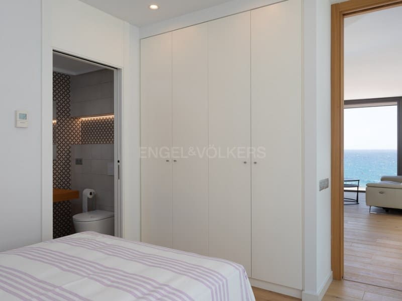 3 slaapkamer Flat te koop in Lloret de Mar - € 749.000 (Ref: 8419984)