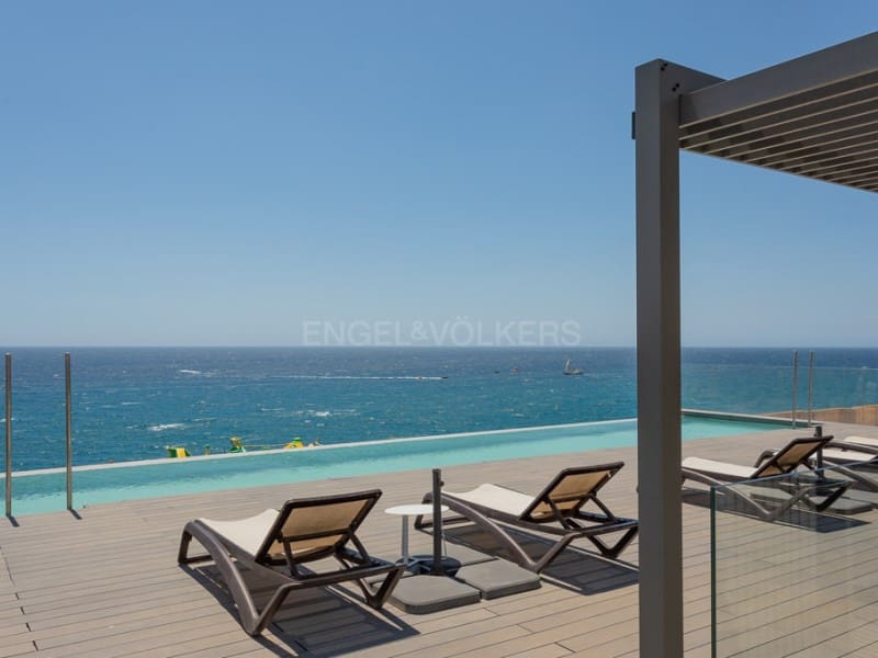 3 slaapkamer Flat te koop in Lloret de Mar - € 749.000 (Ref: 8419984)