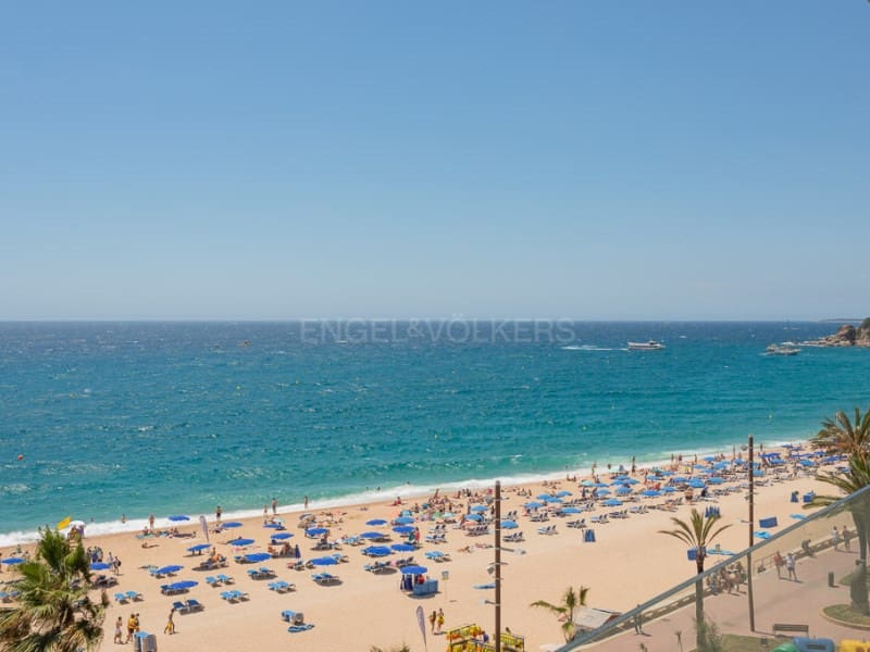 3 slaapkamer Flat te koop in Lloret de Mar - € 749.000 (Ref: 8419984)