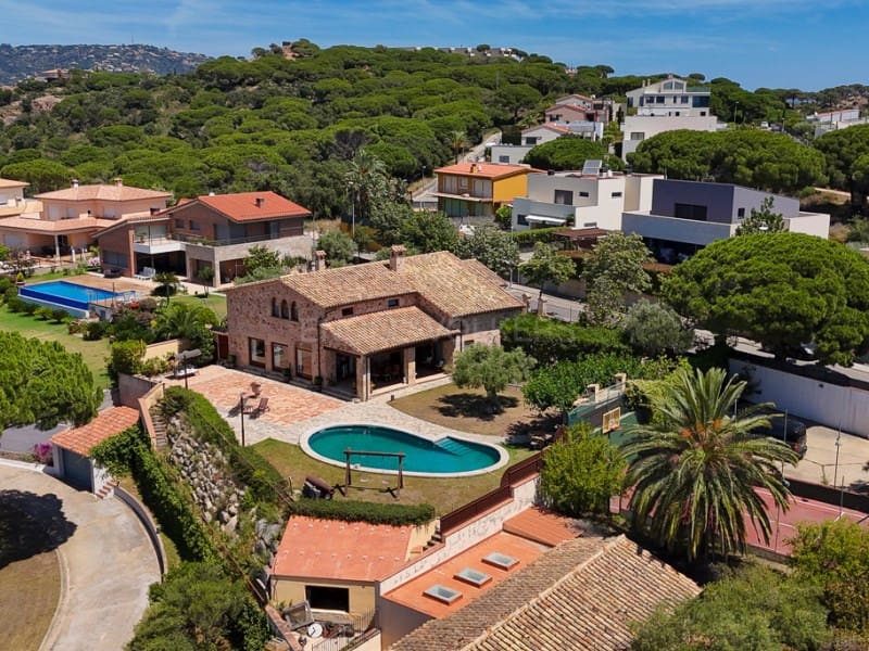 4 soverom Villa til salgs i Sant Feliu de Guixols med svømmebasseng garasje - € 2 950 000 (Ref: 8421799)