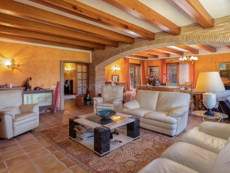 4 soverom Finca/Herregård til salgs i Calonge i Sant Antoni med svømmebasseng garasje - € 2 300 000 (Ref: 8434537)