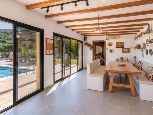 4 bedroom Finca/Country House for sale in Calonge i Sant Antoni with pool garage - € 2,300,000 (Ref: 8434537)