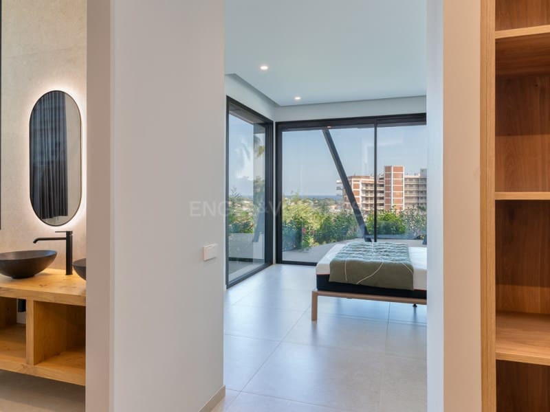 5 makuuhuone Huvila myytävänä paikassa Sant Feliu de Guixols mukana uima-altaan 
autotalli - 1 980 000 € (Ref: 8464149)