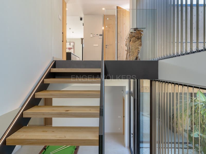 5 makuuhuone Huvila myytävänä paikassa Sant Feliu de Guixols mukana uima-altaan 
autotalli - 1 980 000 € (Ref: 8464149)