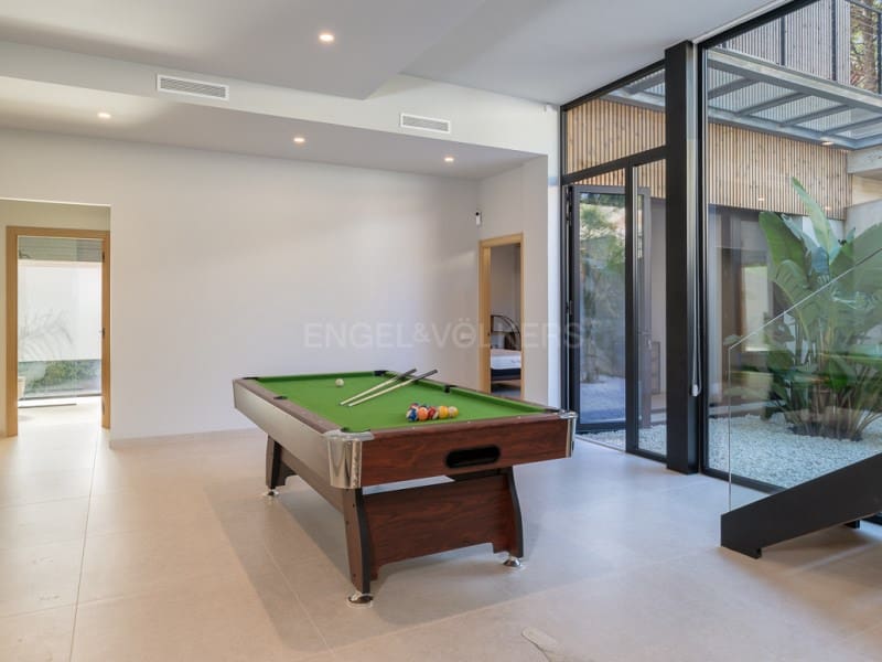 5 makuuhuone Huvila myytävänä paikassa Sant Feliu de Guixols mukana uima-altaan 
autotalli - 1 980 000 € (Ref: 8464149)