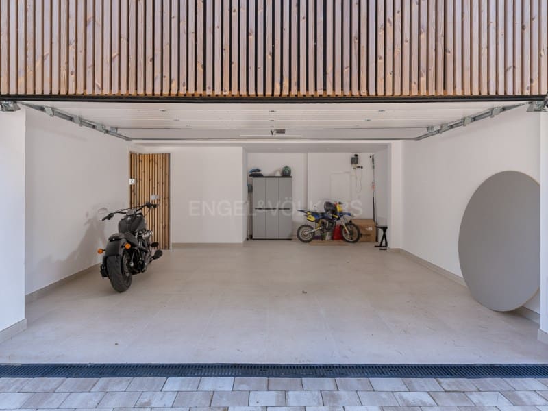 5 makuuhuone Huvila myytävänä paikassa Sant Feliu de Guixols mukana uima-altaan 
autotalli - 1 980 000 € (Ref: 8464149)