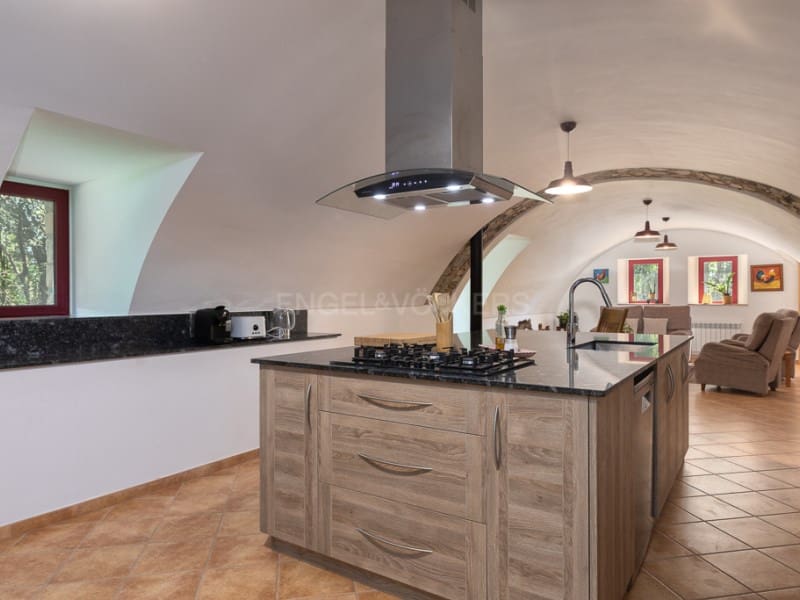 6 soveværelse Finca/Landehus til salg i La Cellera de Ter med swimmingpool - € 1.800.000 (Ref: 8472751)