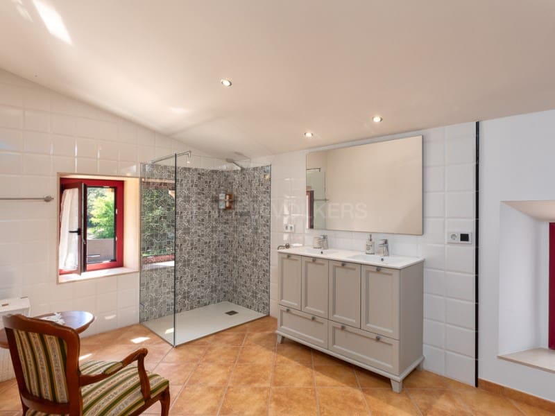 6 soveværelse Finca/Landehus til salg i La Cellera de Ter med swimmingpool - € 1.800.000 (Ref: 8472751)