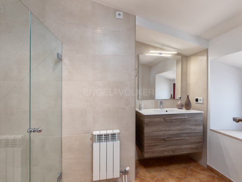 6 soveværelse Finca/Landehus til salg i La Cellera de Ter med swimmingpool - € 1.800.000 (Ref: 8472751)