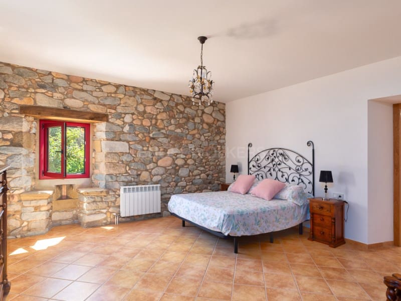 6 soveværelse Finca/Landehus til salg i La Cellera de Ter med swimmingpool - € 1.800.000 (Ref: 8472751)