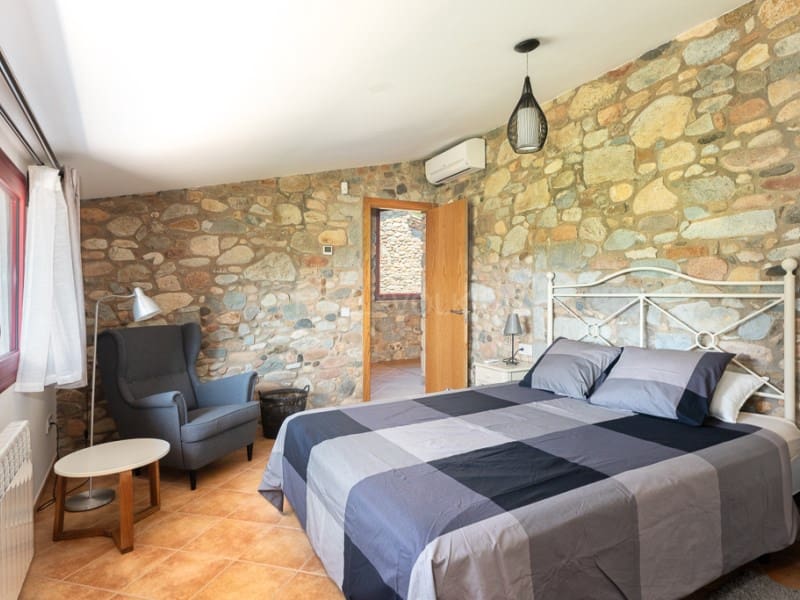 6 soveværelse Finca/Landehus til salg i La Cellera de Ter med swimmingpool - € 1.800.000 (Ref: 8472751)