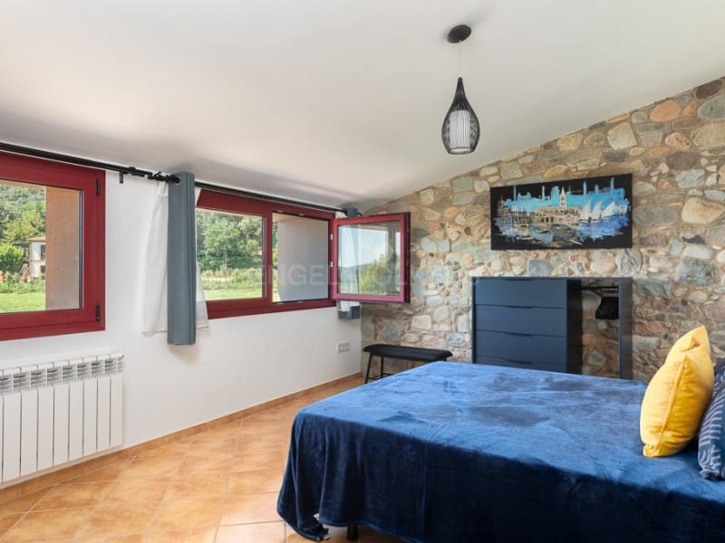 6 soveværelse Finca/Landehus til salg i La Cellera de Ter med swimmingpool - € 1.800.000 (Ref: 8472751)