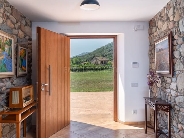 6 chambre Finca/Maison de Campagne à vendre à La Cellera de Ter avec piscine - 1 800 000 € (Ref: 8472751)